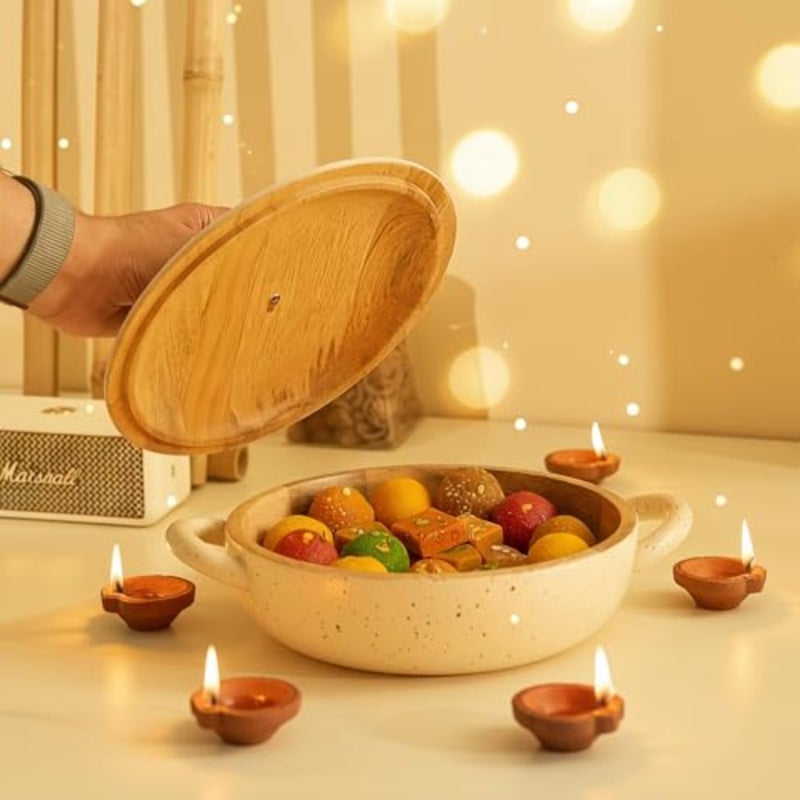 صندوق روتي خشبي للمطبخ بمقبض لون خشب طبيعي صناعة يدوية لتخزين وتقديم الشاباتي مقاوم للحرارة وصديق للبيئة - Image 5