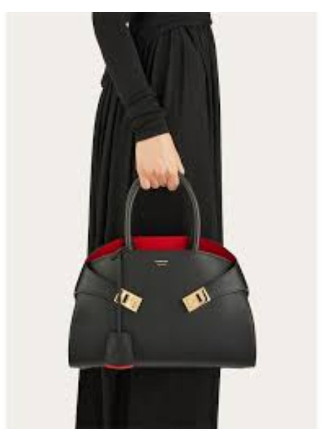 Ferragamo Hug S handbag for Women - Image 3