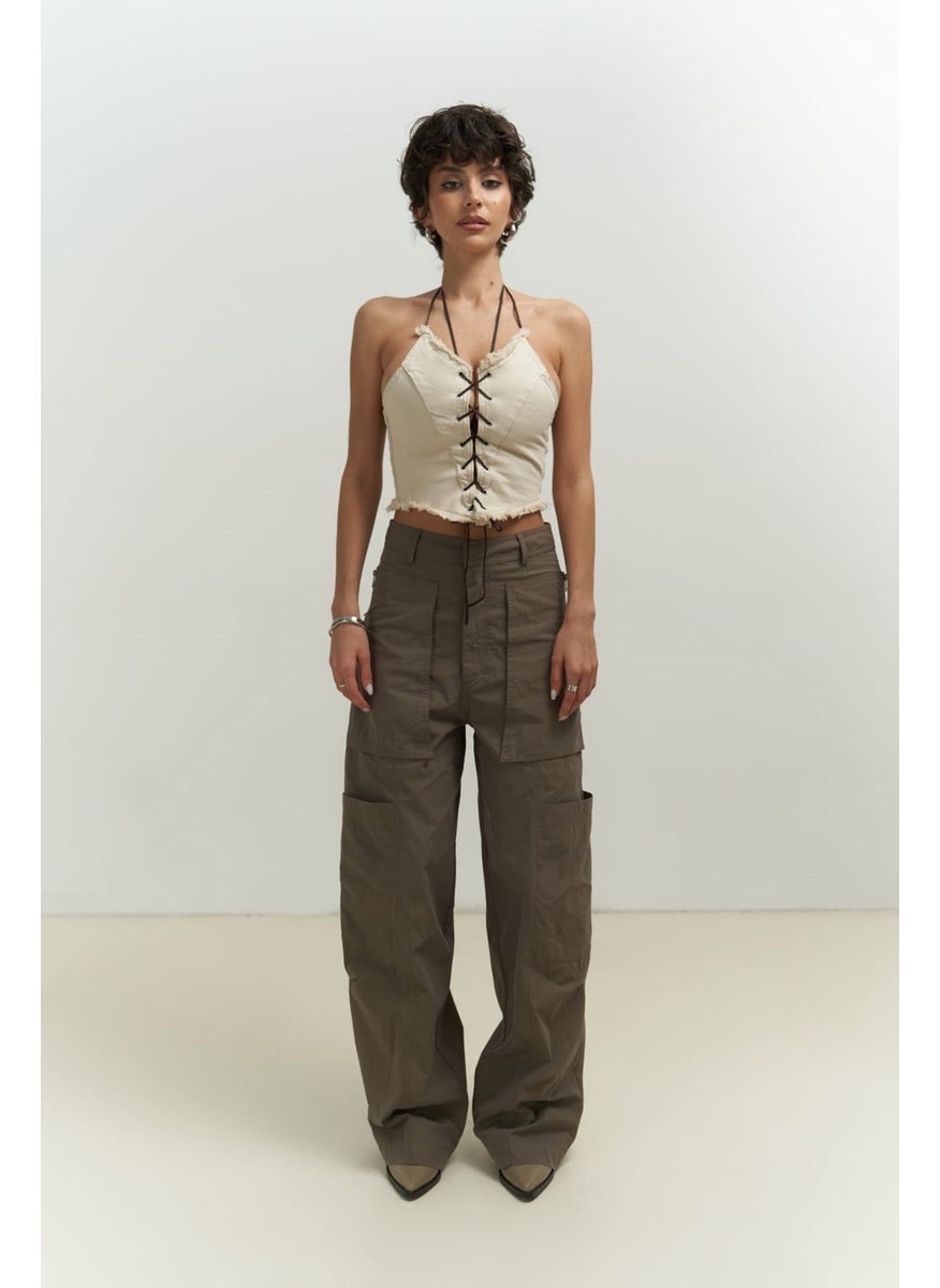 Collection Wendy Khaki Parachute Cargo Pants - pzsku/Z792F2661DFEC3989E558Z/45/_/1727880960/1748ac9e-64be-42ad-a037-6cc1027d612b