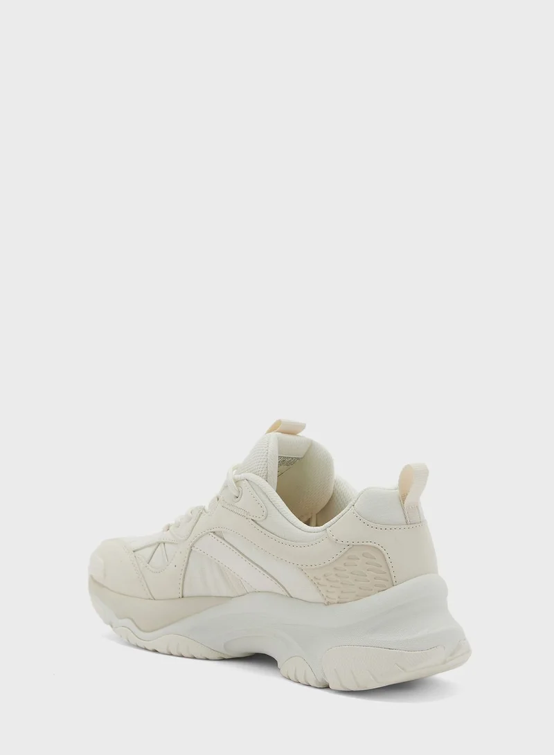 SKECHERS Moon Hiker