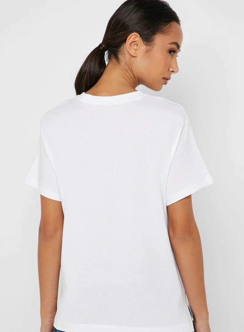 PUMA Classic Logo T-Shirt