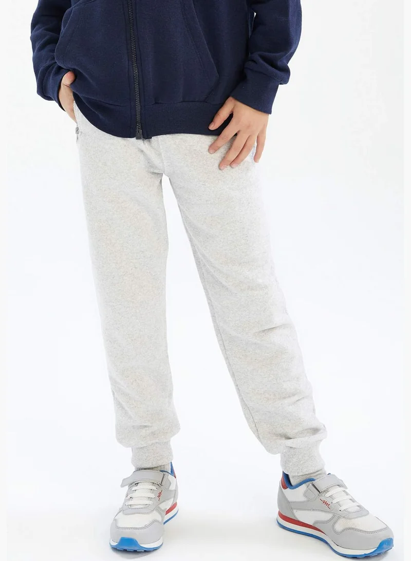ديفاكتو Slim Fit Zippered Joggers
