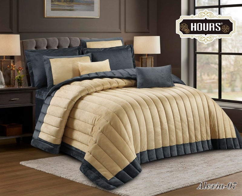 Hours Heavy-filled velvet winter bedspread suitable for a double bed size of 200 x 200 cm from the international company Horse, consisting of 8 pieces, 250 stitches - Image 1