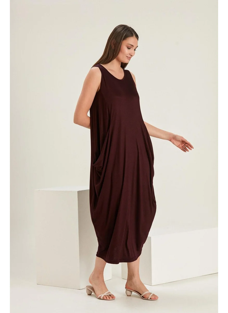 Alexander Gardi Sleeveless Casual Pocket Dress (B22-46400)