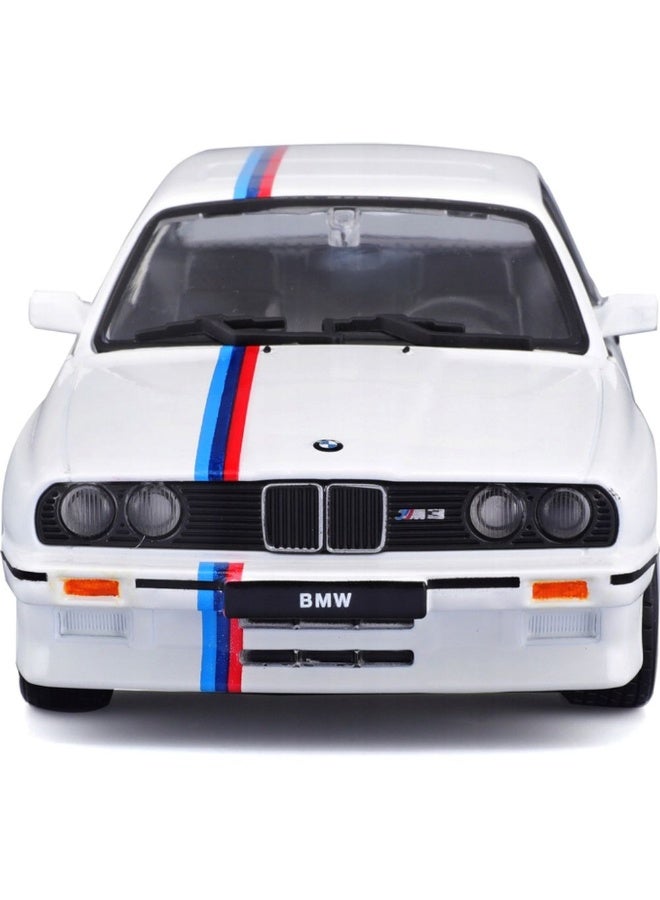 Bburago BMW 3 Series M3 1988 Die-cast Car (1:24, White) - Image 2