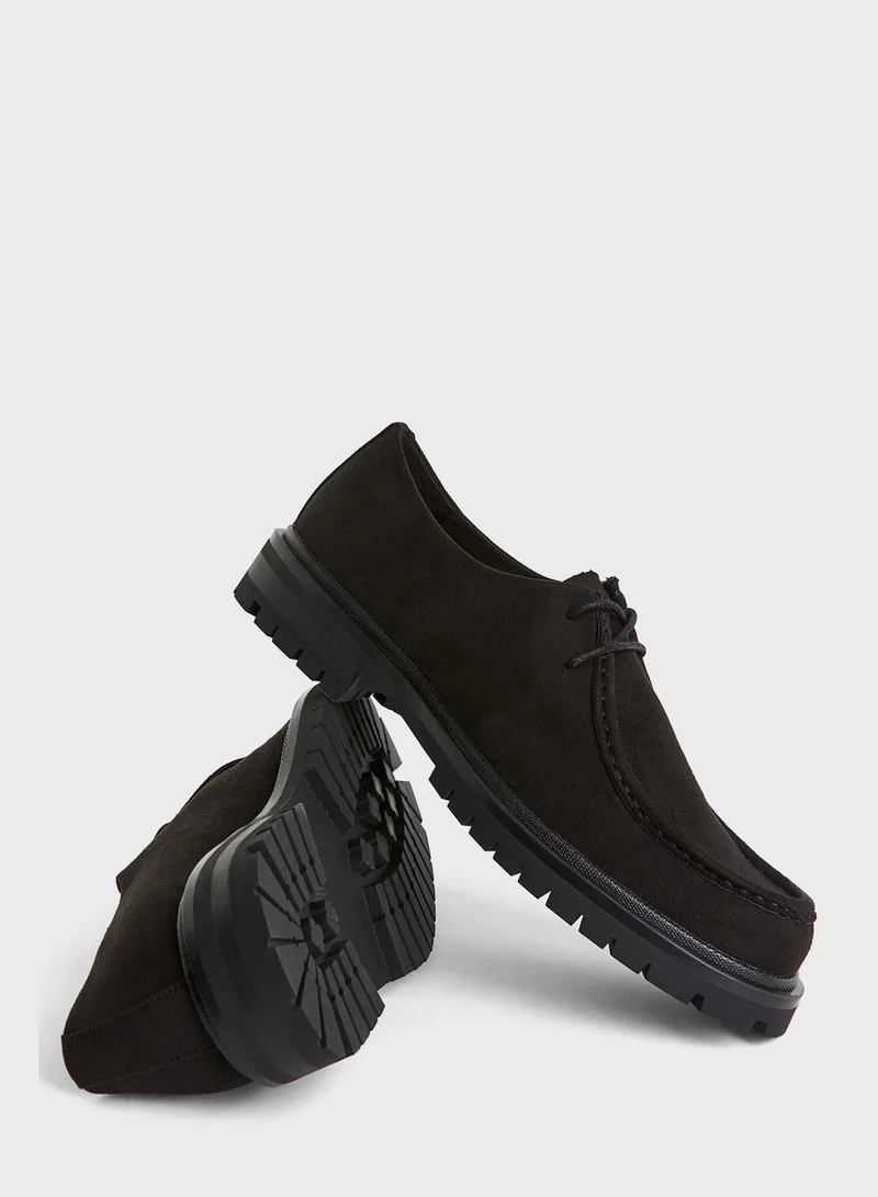 اتش اند ام Low Top Sneakers