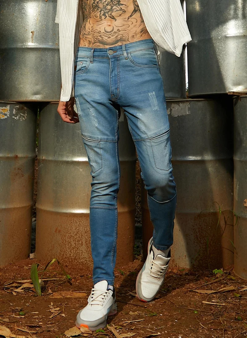 كامبوس سوترا بنطال جينز رجالي مرقع باللون الأزرق الفاتح بتصميم ذاتي