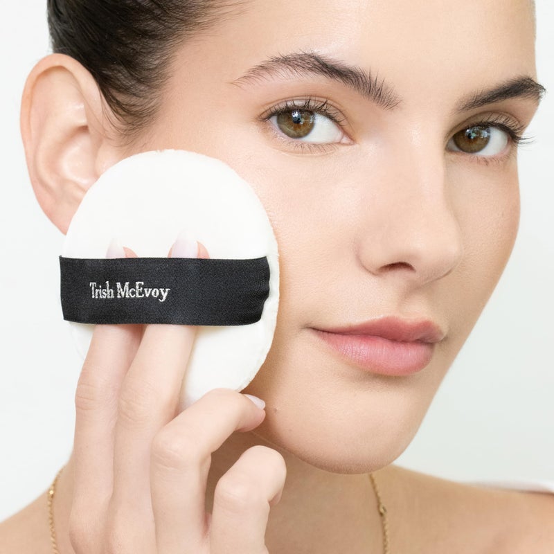 Trish McEvoy Professional Powder Puff - Image 2