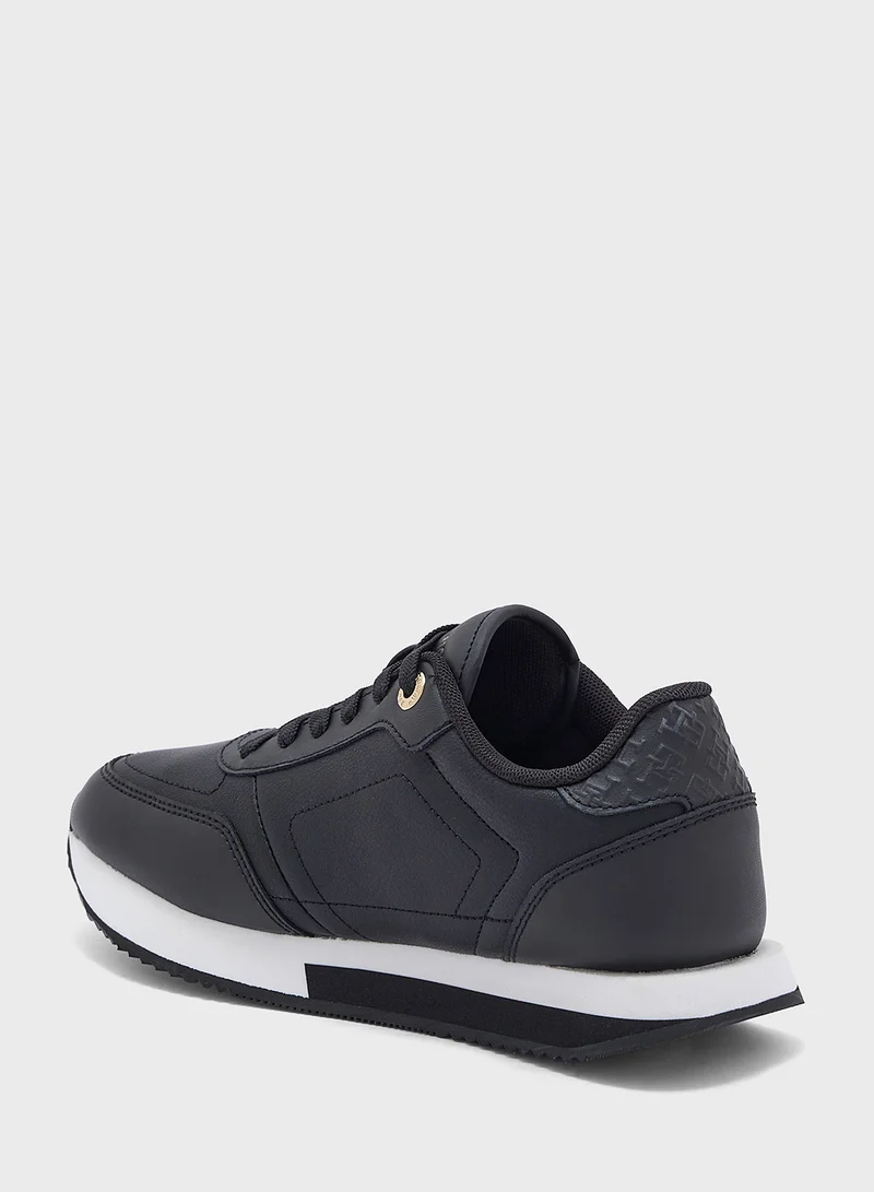 تومي هيلفيغر ELEVATED ESSENT RUNNER MONOGRAM