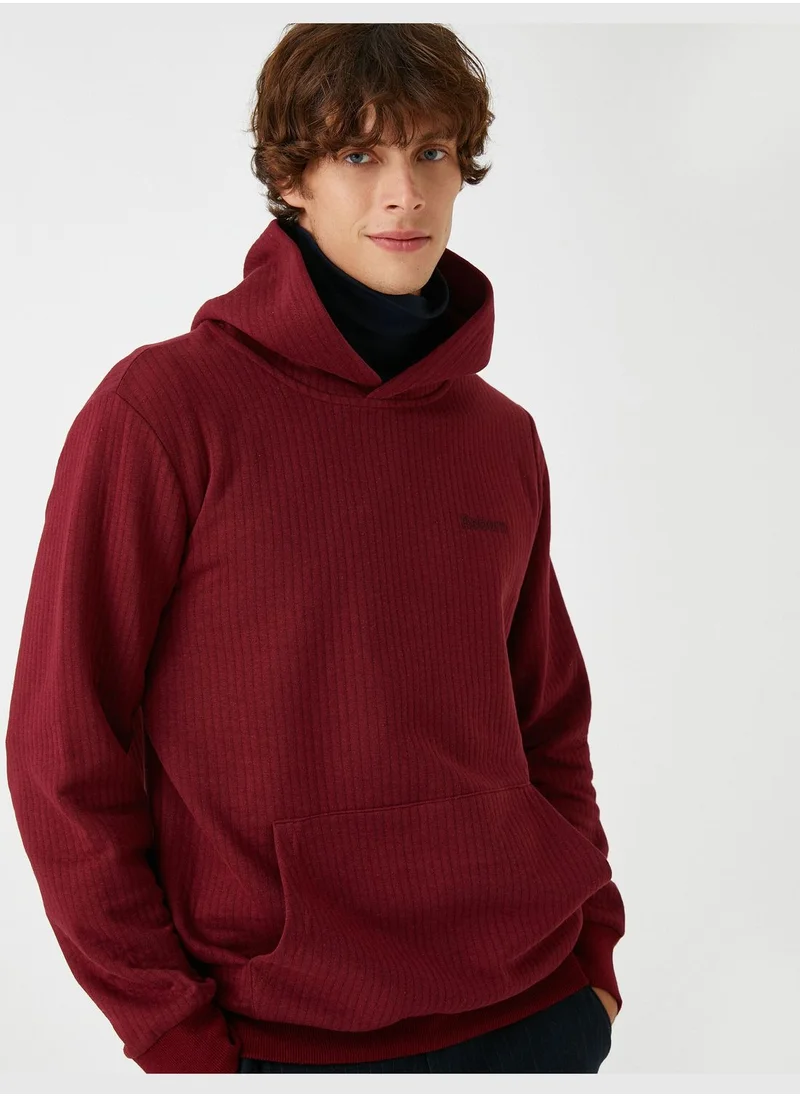 كوتون Slogan Embroidered Hoodie Pocket Detailed