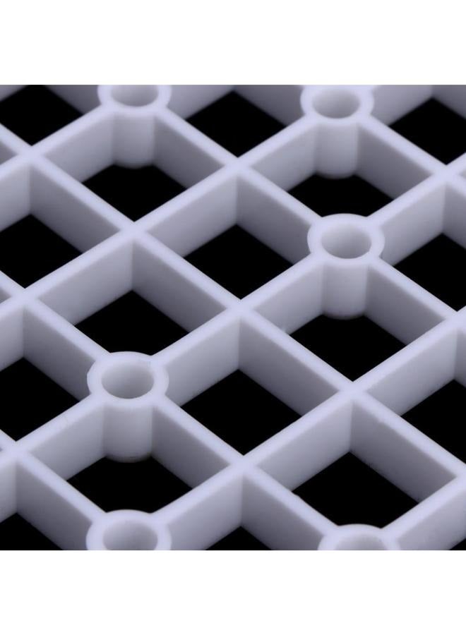 علبة مقسمة لحوض السمك معزولة أسفل الشبكة - Image 4