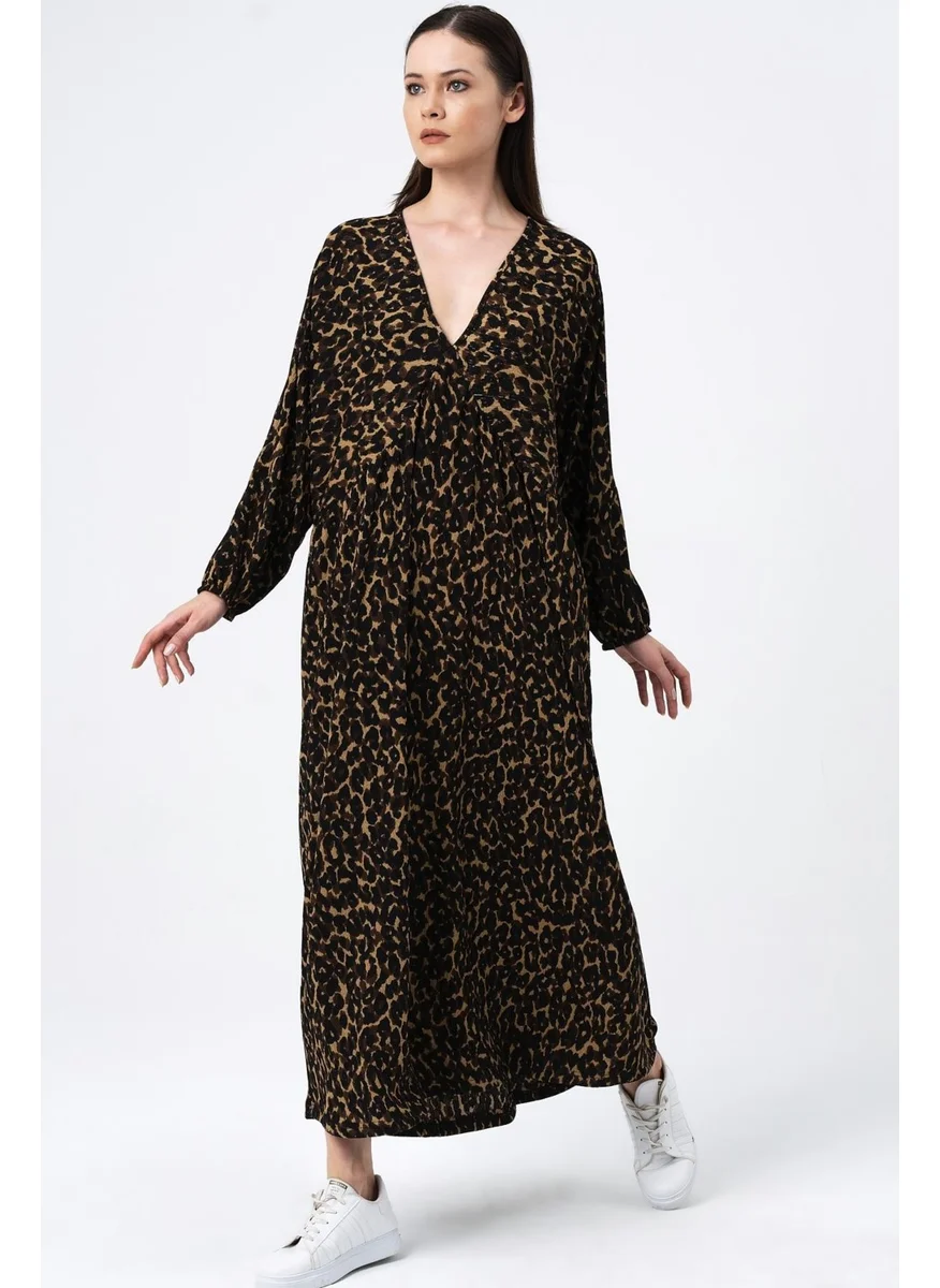 الكسندر جاردي Patterned V Neck Oversize Dress (B22-401A)