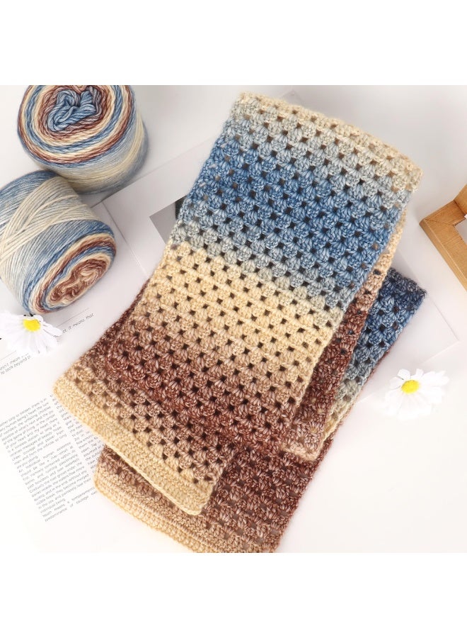 خيوط للكروشيه والحياكة - خيوط كعكة متدرجة الألوان - عبوة من 3 قطع بوزن 100 جرام/3.52 أونصة - 60% قطن، 30% أكريليك، 10% صوف - مثالية للأوشحة والشالات والبطانيات والملابس التي تبرز بأناقة - Image 4