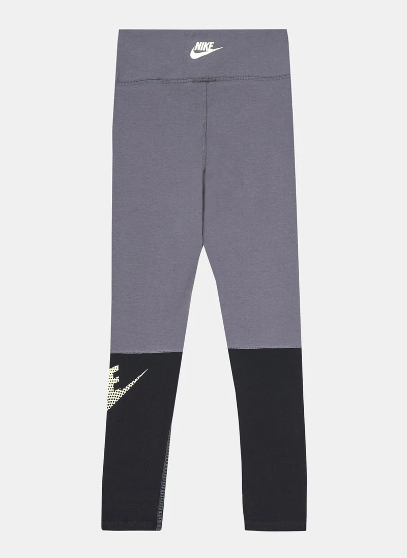 Nike Kids’ Sportswear Favourites Dance Leggings (Older Kids)