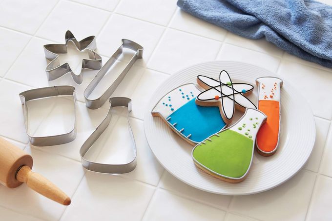 Fox Run Science Cookie Cutter Set, Chemistry Lab Cookie Cutters, Set of 4 - Image 5