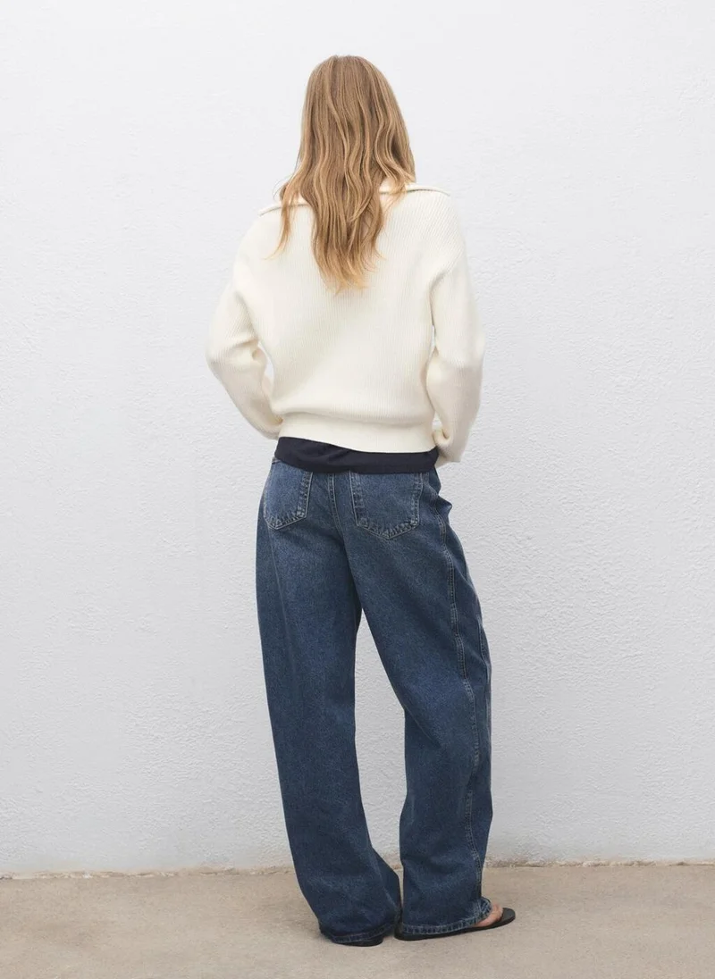 MANGO Sweater with contrasting zip collar