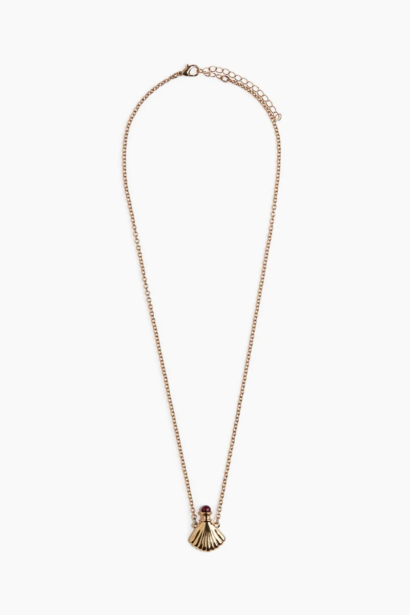 اتش اند ام قلادة مزيّنة بحلية