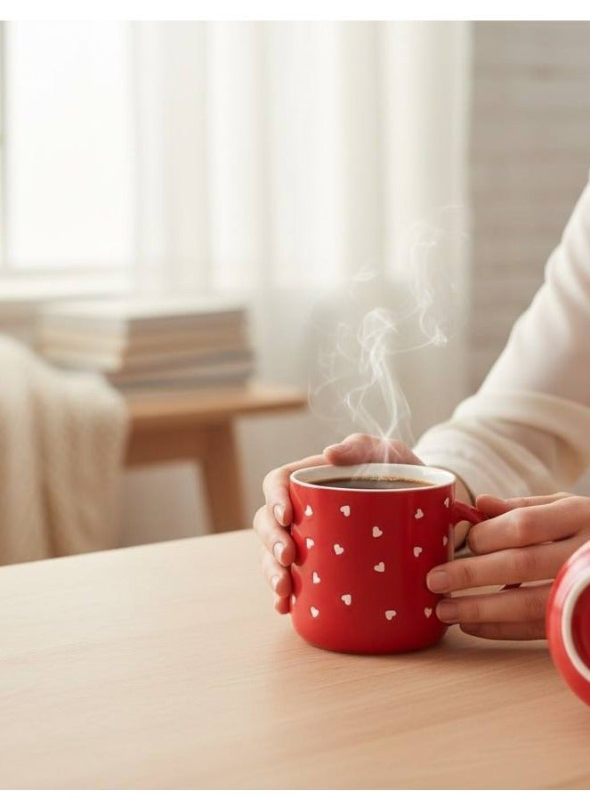 مج بورسلين أنيق باللون الأحمر مزين بنقوش قلوب بيضاء سعة 400 مل مع مقبض مريح وتصميم عملي للاستخدام اليومي - Image 4