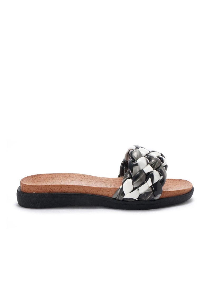 GRINTA Women Slipper  - Image 2