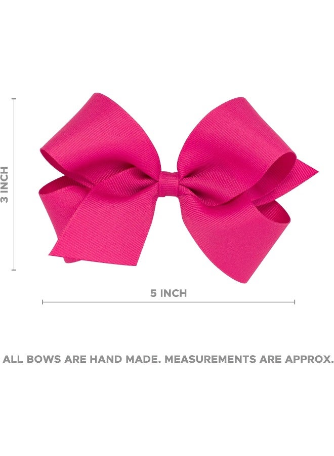 Wee Ones Girls' Classic Grosgrain Hair Bow with Scalloped Edges and Plain Wrap Center on a WeeStay Hair Clip, Mini, Cranberry - Image 4