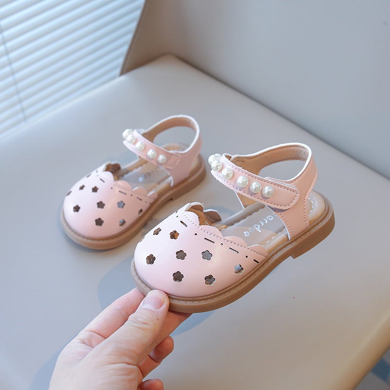 Korean Style Kidsren'S Leather Shoes 2025 Girls' Carved Cut Out Princess Shoes Forest Style Retro Baby Toe-Cap Half Sandals - Image 1