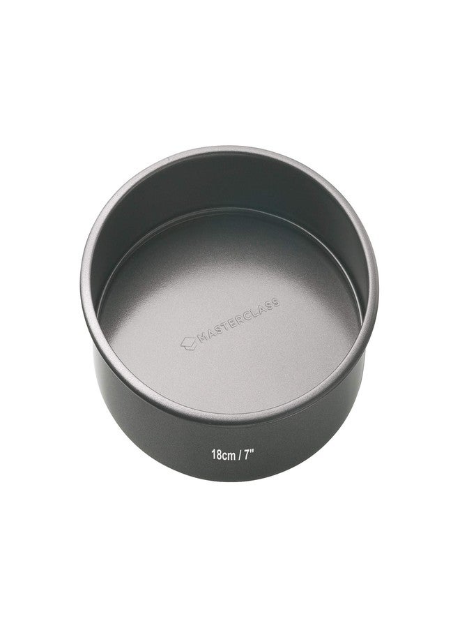 Master Class MasterClass Non-Stick Round Sandwich Tin with Loose Base, 18 cm (7") - Image 1