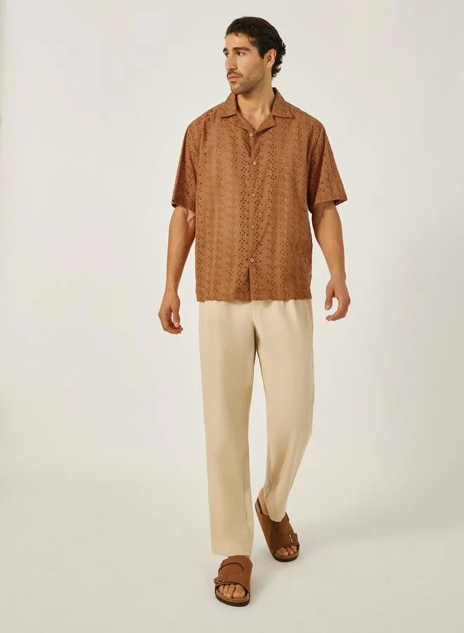 Styli Styli Schiffli Notch Label Neck Relaxed Fit Shirt