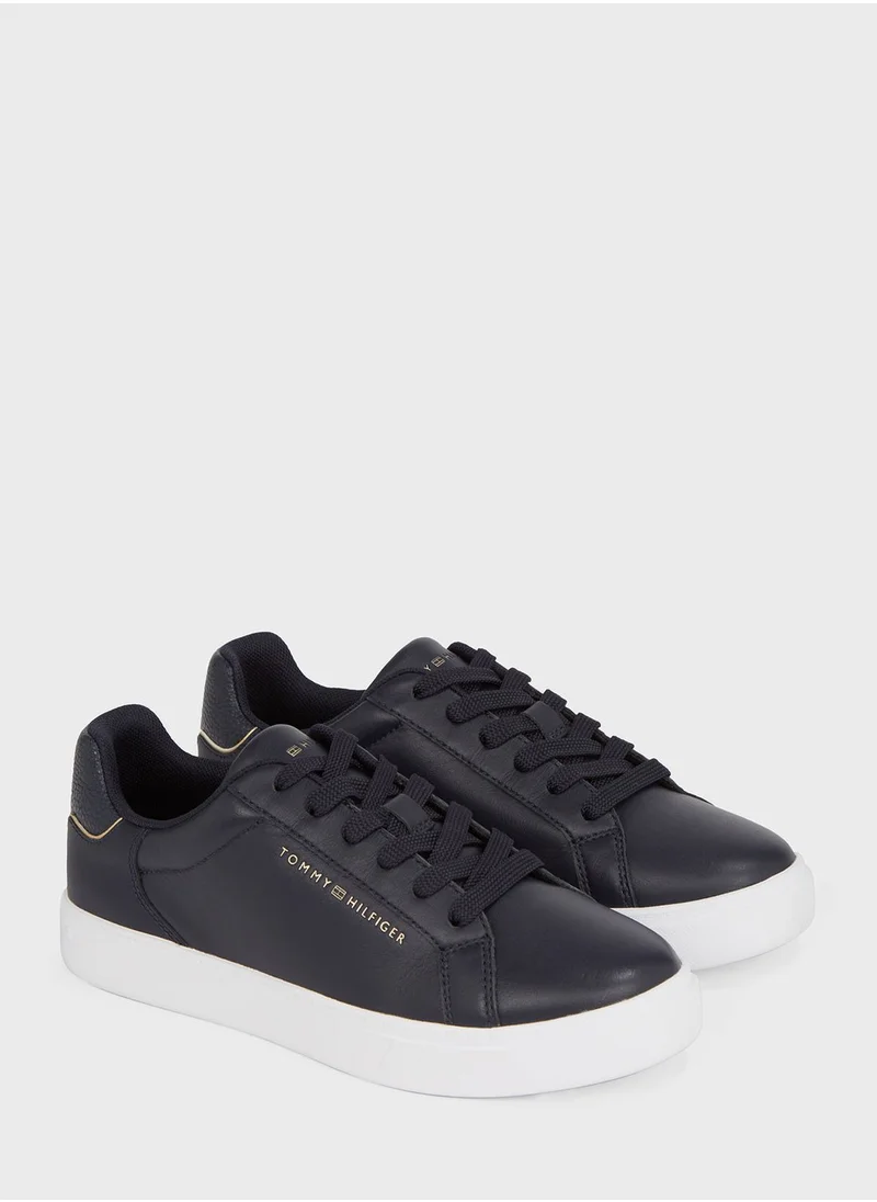 TOMMY HILFIGER Lace Up Low Top Sneakers