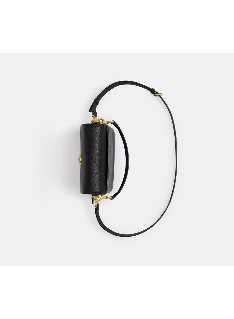 coachoutlet Cassie Crossbody Bag 19 In Signature Canvas - Image 2