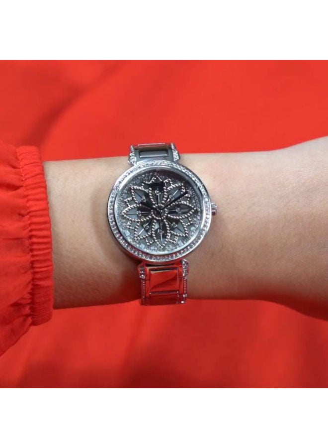 GUESS Stainless Steel Analog Wrist Watch GW0528L1 - Image 3