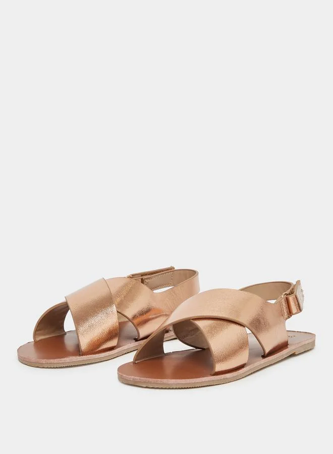 Styli Styli Solid Buckle Detail Flat Sandals
