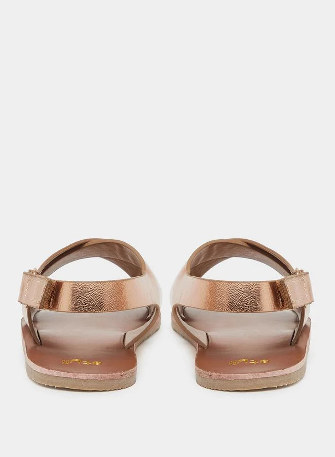 Styli Styli Solid Buckle Detail Flat Sandals