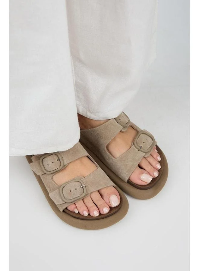 Manijero  (Lavanda 2) Women's Genuine Leather Double-Strap Violet Slippers. for Women | Best Price UAE