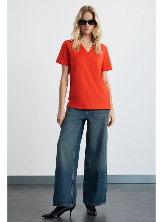 GRIMELANGE Alıne Women's 100% Organic Cotton Deep V-Neck Comfort Fit Red T-shirt.