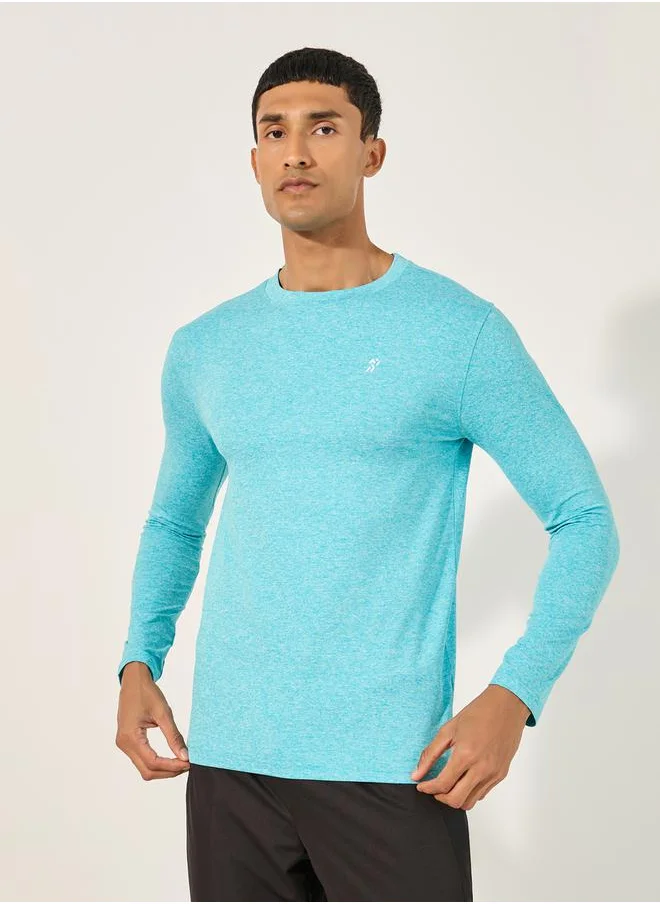 Styli Logo Detail Long Sleeve Muscle Fit T-Shirt