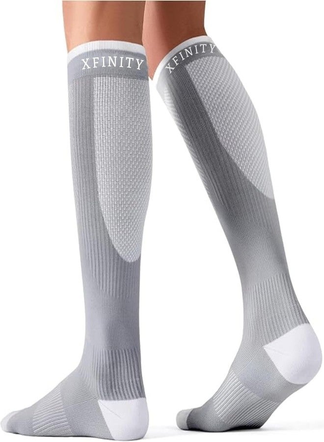 جوارب ضغط Xfinity للرجال والنساء 20-30 مم زئبق | قبضة فائقة، نسيج يسمح بالتهوية | تُحسّن الدورة الدموية والتعافي | مثالية للجري وركوب الدراجات والاستخدام الطبي | عبوة من قطعتين (أسود + رمادي، مقاس كبير) - Image 4