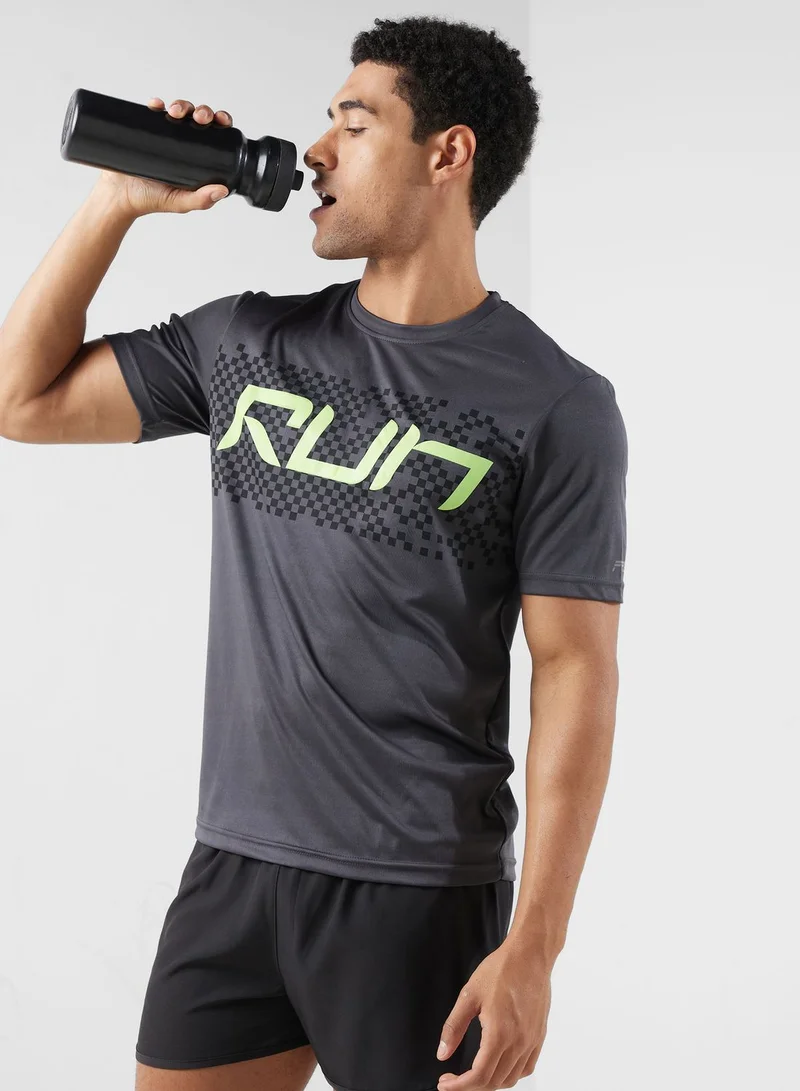 فورورد تيشيرت للركض