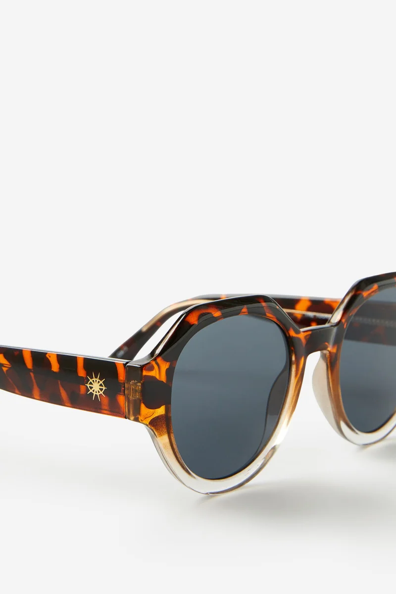 كوتون اون The Tourer Sunglasses