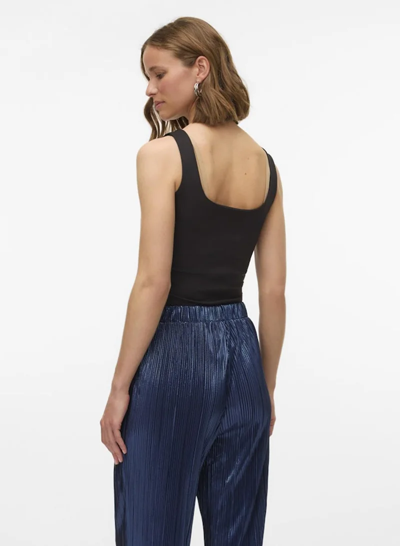 Vero Moda Black VMMILLION SL SQUARE TOP 2-WAY JRS NOOS for Women | Best Price UAE