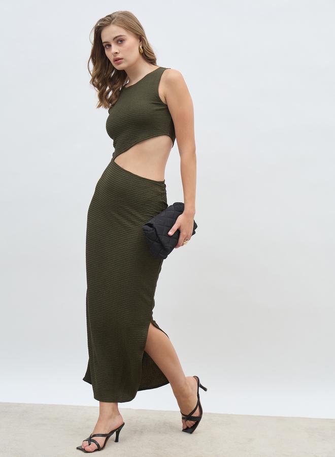 Styli Women Green Textured Cut Out Waist Sheath Maxi Dress with Side Slit - Image 1