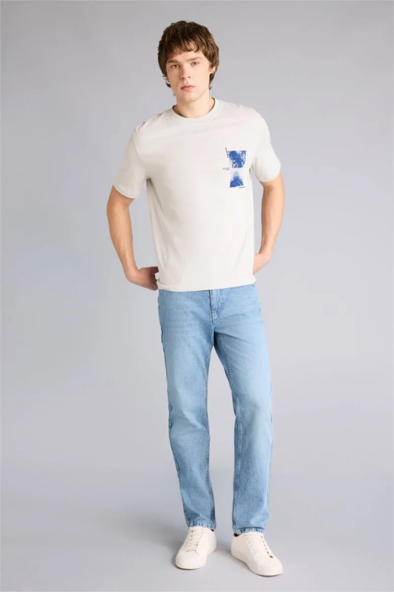 ديفاكتو Regular Fit Printed Short Sleeve T-Shirt