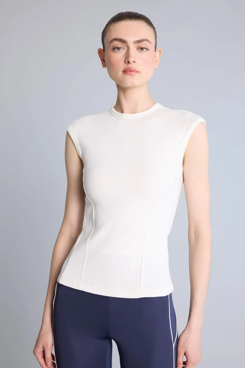ديفاكتو Girl Slim Fit Crew Neck Modal T-Shirt