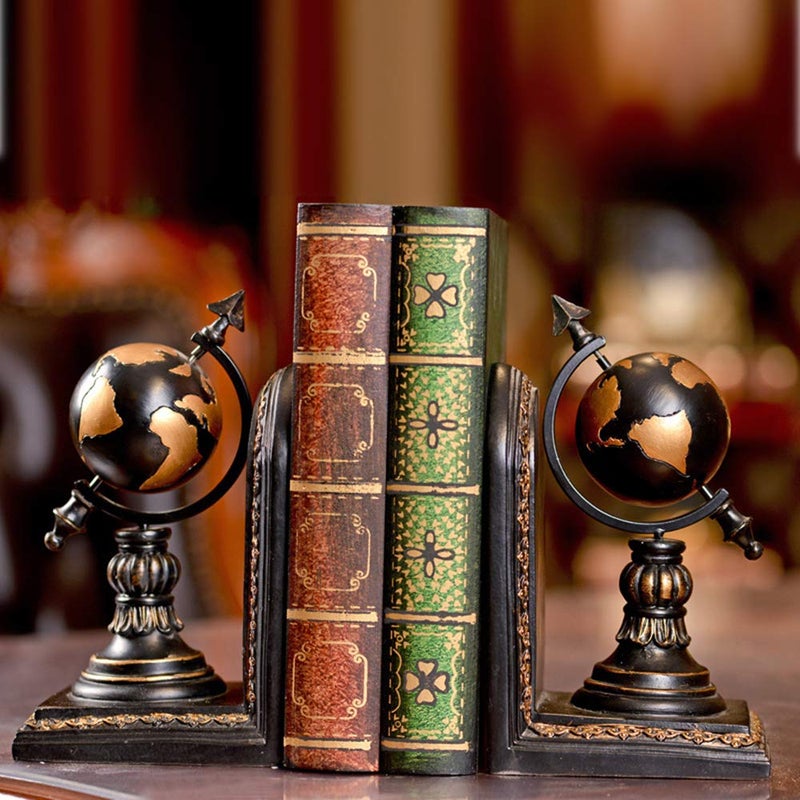 حاملات كتب زخرفية بتصميم كروي فريد