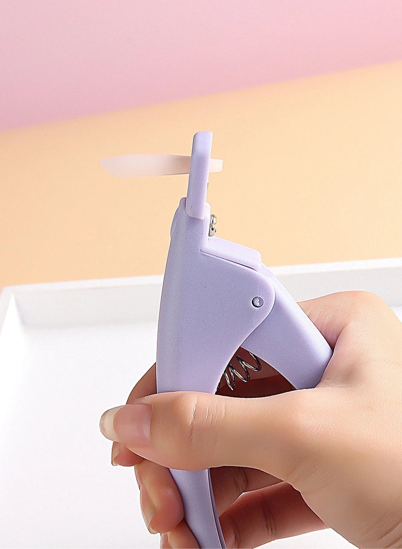 Artificial nail clipper designed with a comfortable handle to provide better control and reduce pressure on the hand, helping you cut nails accurately and easily. - Image 3