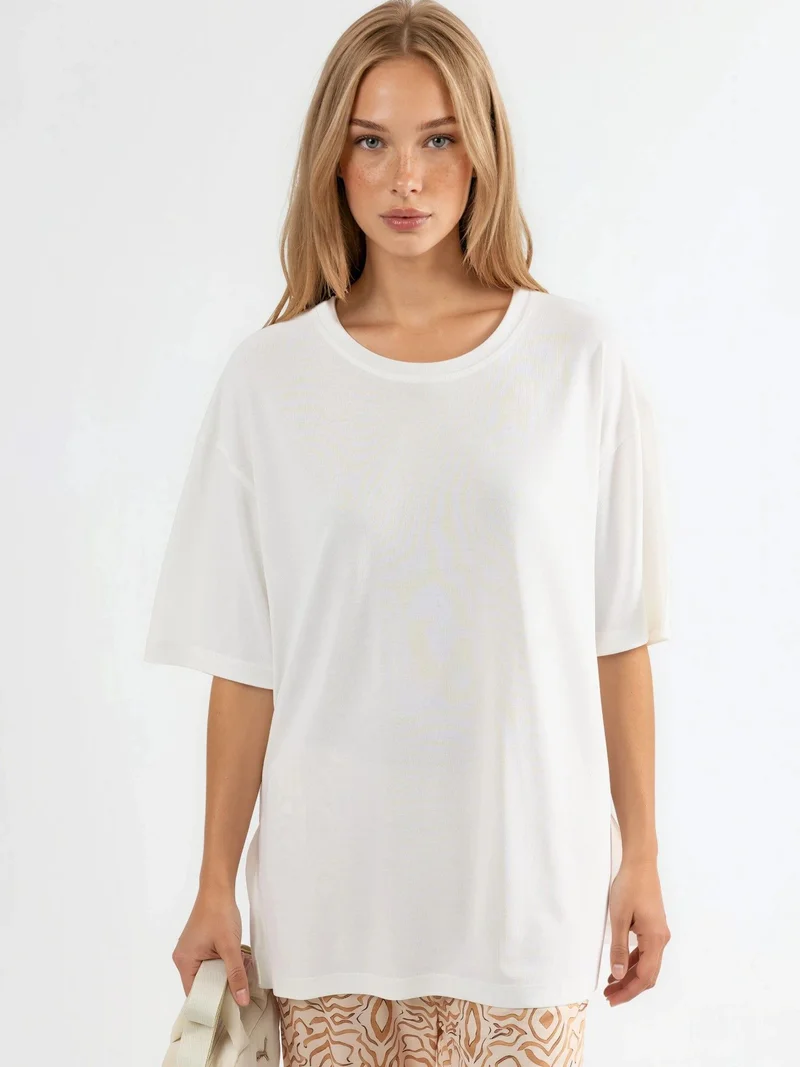بوسيم BUSEM Slit Detailed Crew Neck Short Sleeve T-Shirt
