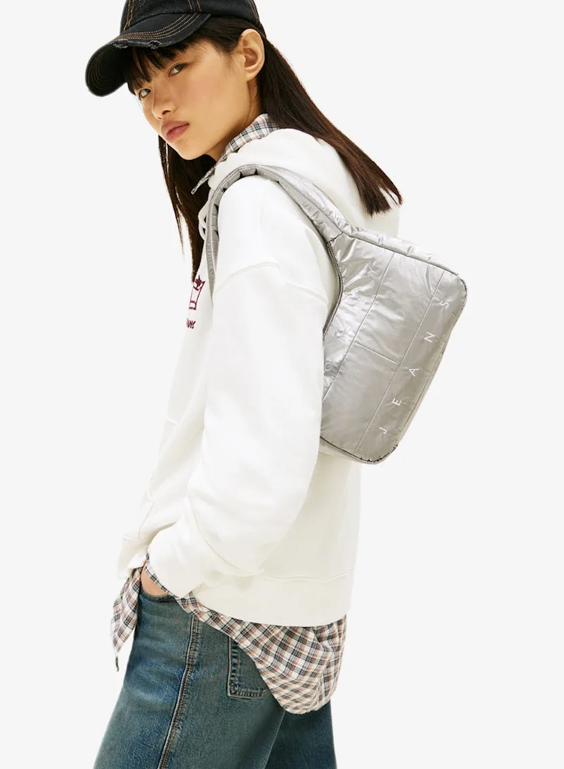 تومي جينز حقيبة كتف فضية أرشيفية