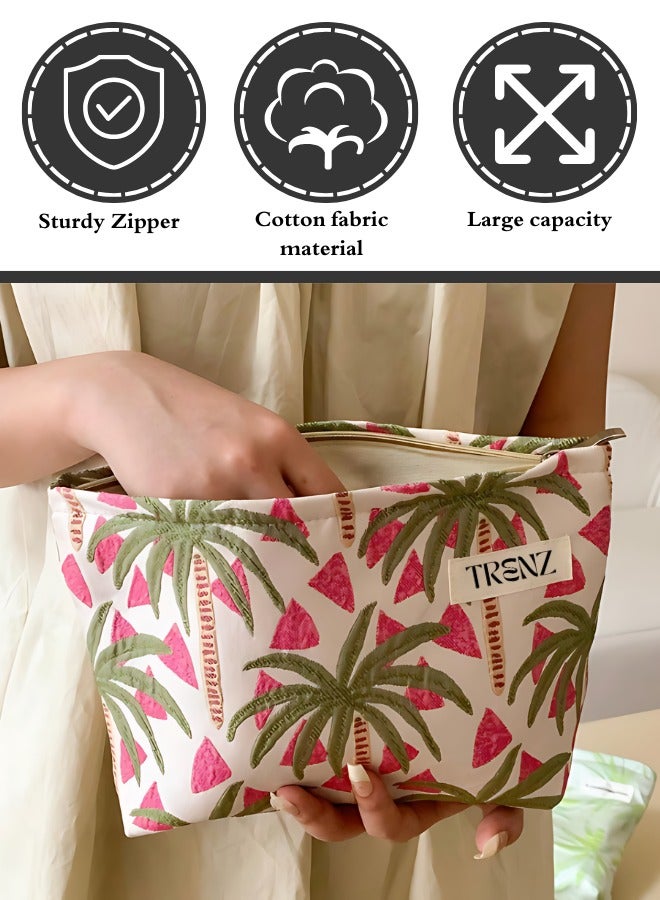 TRENZ A luxurious makeup bag with a tropical print, spacious and practical design from TRENZ - Z07 - Image 2