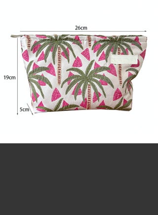 A luxurious makeup bag with a tropical print, spacious and practical design from TRENZ - Z07 - view 4