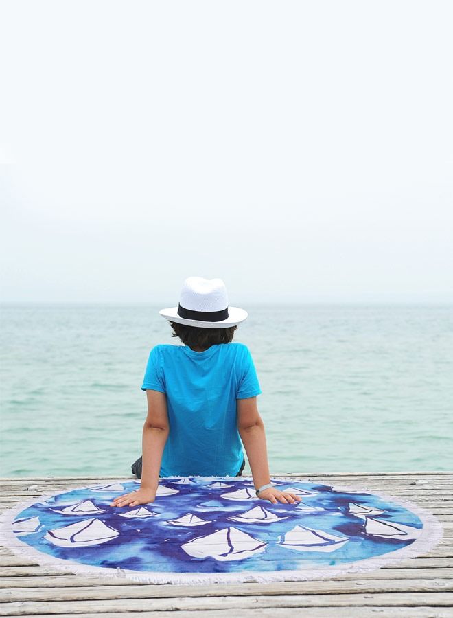 Biggdesign Sailboat Round Beach Towel - Image 5