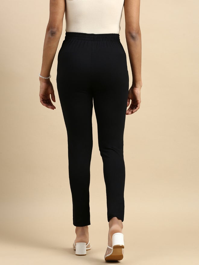 De Moza Black Solid Knit Cotton Blend Pants - Image 4